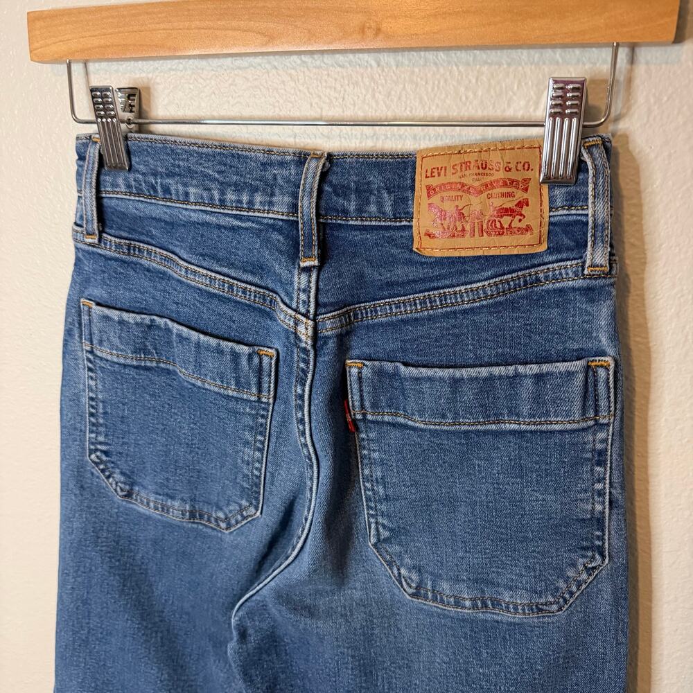 Levi's Mile High Cropped Wide Leg Jeans Button Fly Women's Size 24 - Picture 6 of 7